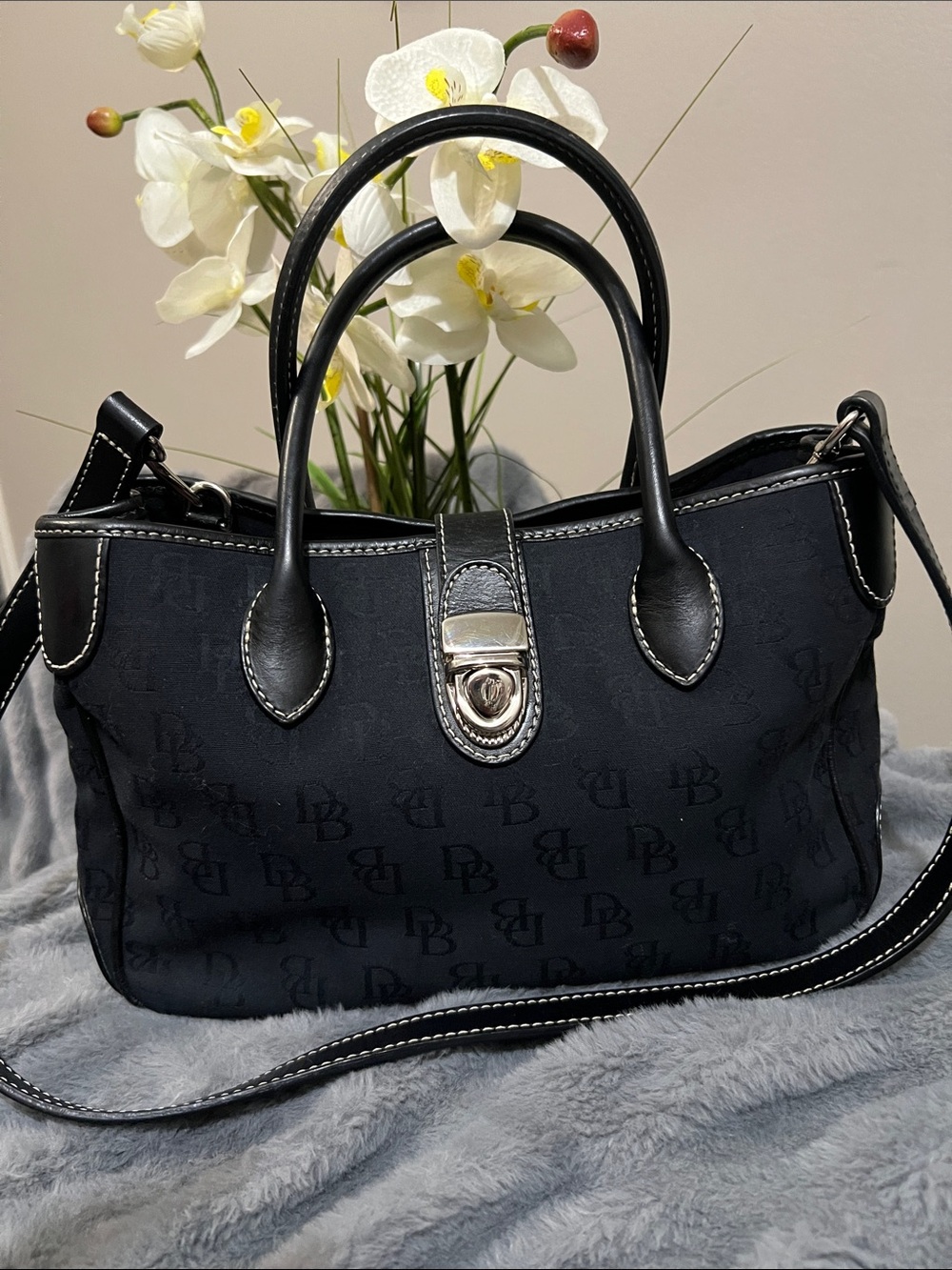 Dooney & Bourke Black Monogram Satchel Retail $258 EUC